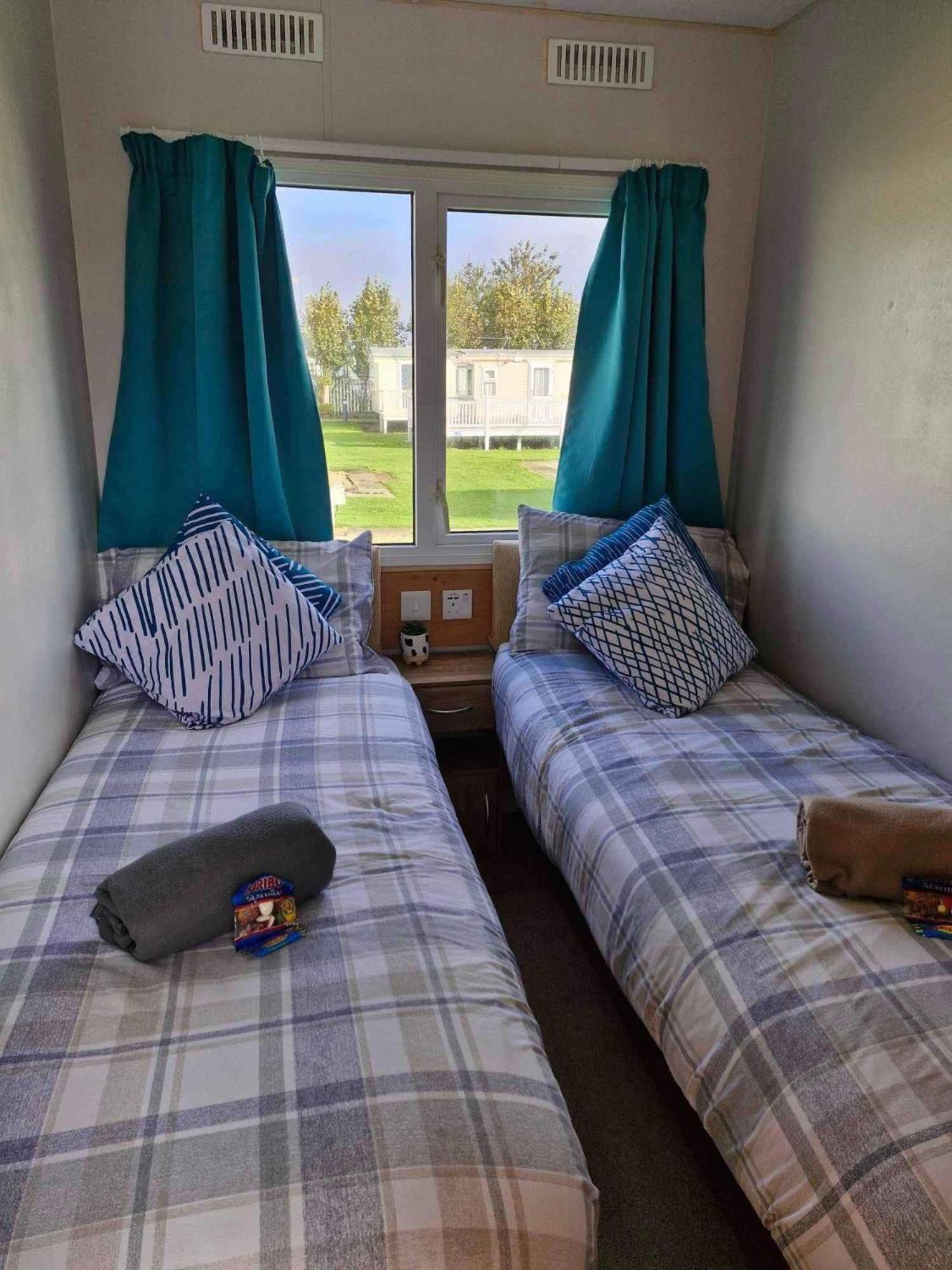 Pet Friendly Holiday Home On Golden Palm 斯凯格内斯 外观 照片